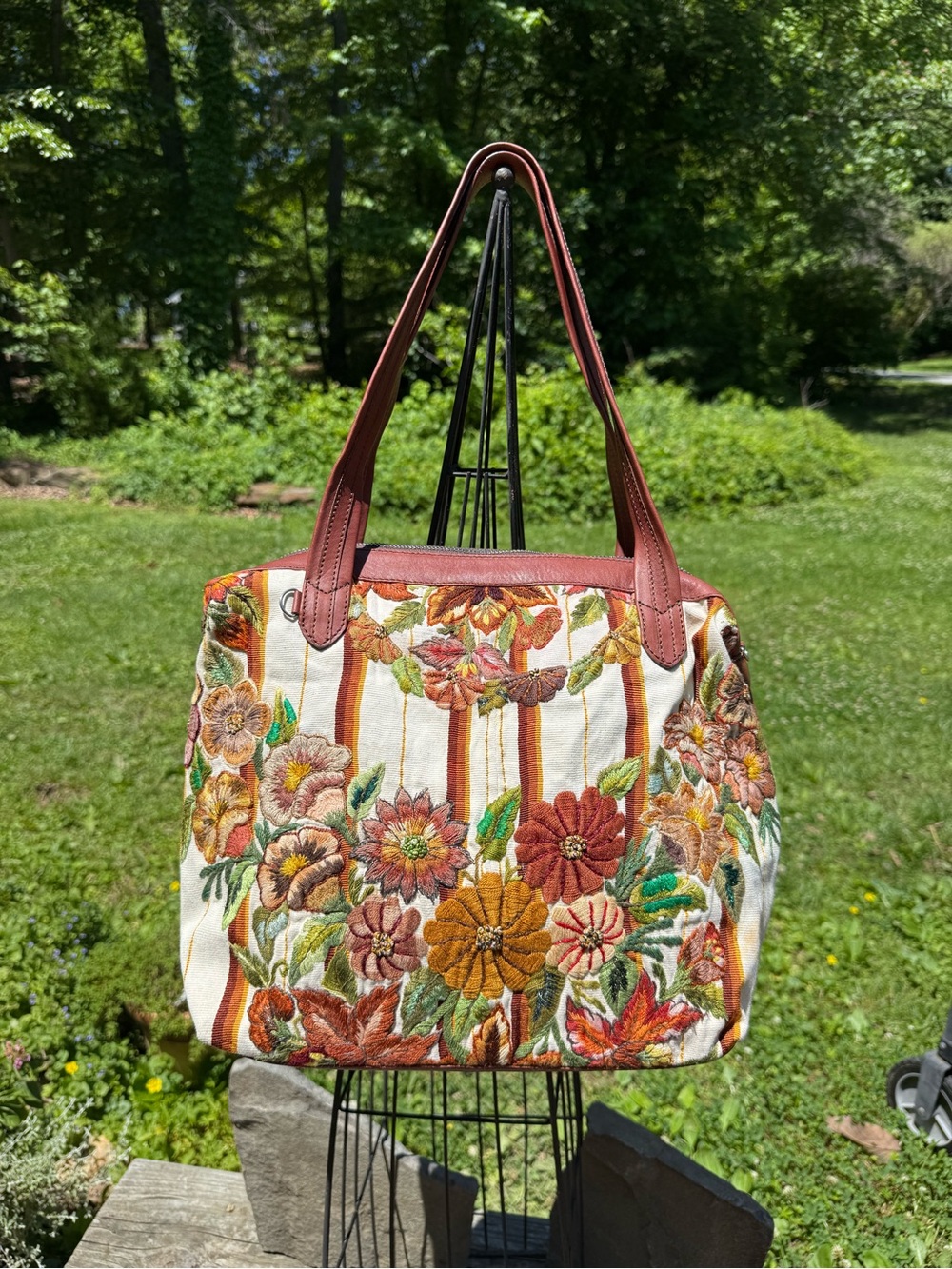 Embroidered Floral Tote Bag in Cream and Brown